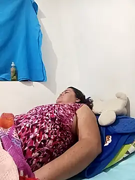 Snapshot of yaneth_ chatting on November 28, 2025, 12:33 am yaneth online show from November 28, 2025, 12:33 am