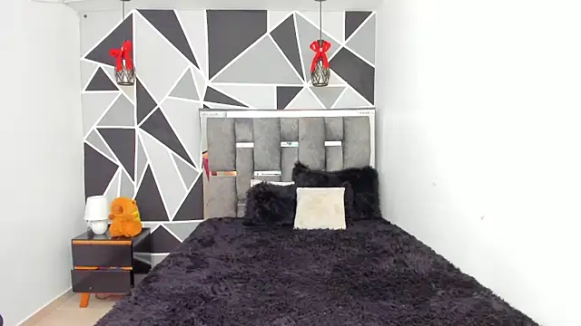 Snapshot of valeria-duarte chatting on May 5, 2026, 7:39 pm valeria-duarte online show from May 5, 2026, 7:39 pm