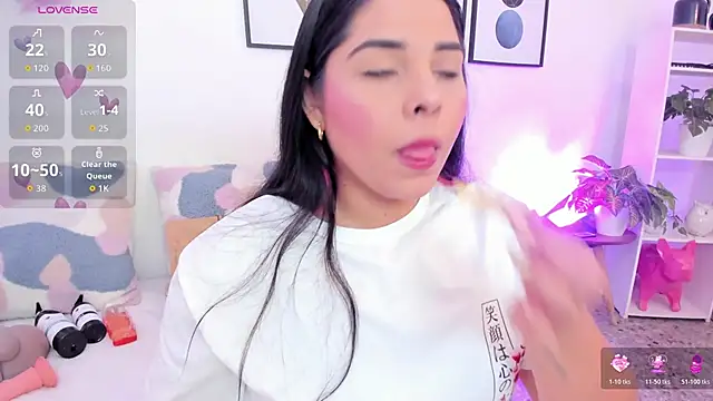 Snapshot of yunna7 chatting on November 8, 2025, 11:36 am yunna7 online show from November 8, 2025, 11:36 am