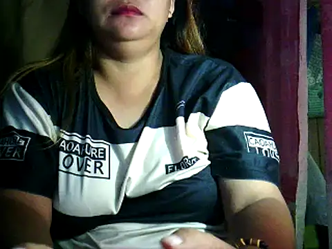 Snapshot of yuana25 chatting on February 19, 2026, 10:23 am yuana25 online show from February 19, 2026, 10:23 am