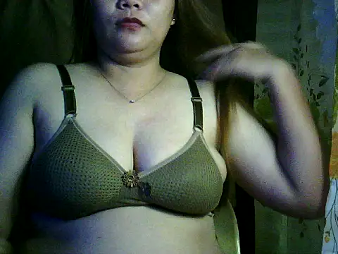 Snapshot of yuana25 chatting on November 9, 2025, 10:52 am yuana25 online show from November 9, 2025, 10:52 am