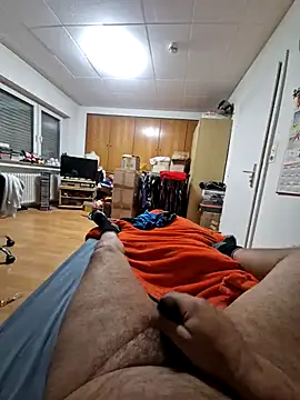 Badeanzug online show from December 1, 2025, 9:26 pm