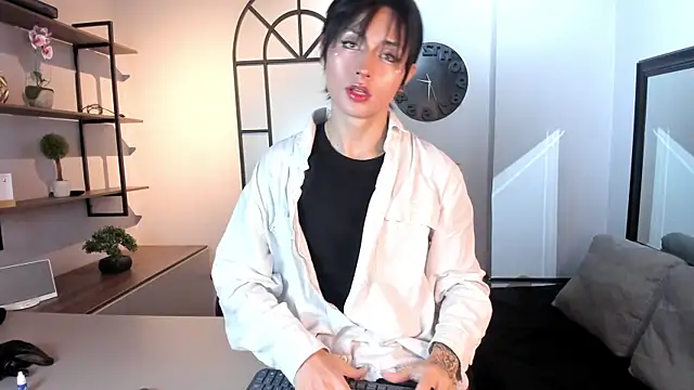  ANGELL DUSTT  online show from October 18, 2025, 12:23 am