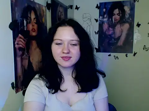 LadyAlice  online show from November 15, 2025, 7:23 am