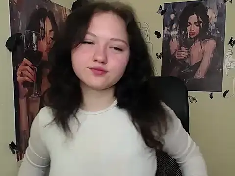 LadyAlice  online show from April 3, 2026, 6:20 am