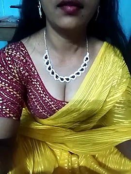 hotsana79 online show from December 3, 2025, 6:14 am