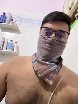 VVcouple online show from April 27, 2026, 7:23 pm