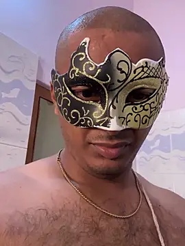 VVcouple online show from November 21, 2025, 9:19 am