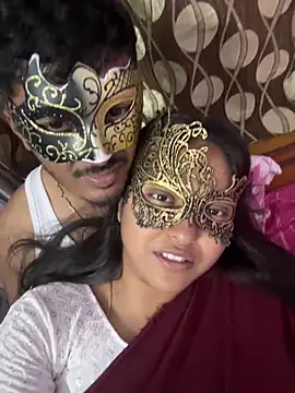 VVcouple online show from September 15, 2025, 5:46 pm