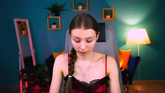 JulieDaniel online show from March 6, 2026, 4:29 am