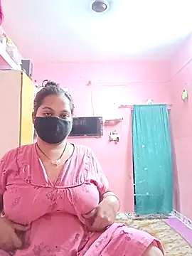 biggbobbsgirl online show from October 20, 2025, 6:30 pm