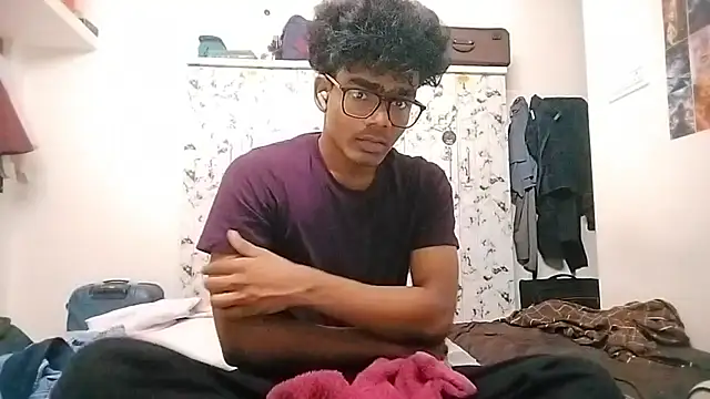 Snapshot of Rahulisagoodguy chatting on November 3, 2025, 12:42 pm Rahulisagoodguy online show from November 3, 2025, 12:42 pm