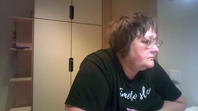 Snapshot of rewa666 chatting on October 14, 2025, 5:08 am rewa666 online show from October 14, 2025, 5:08 am