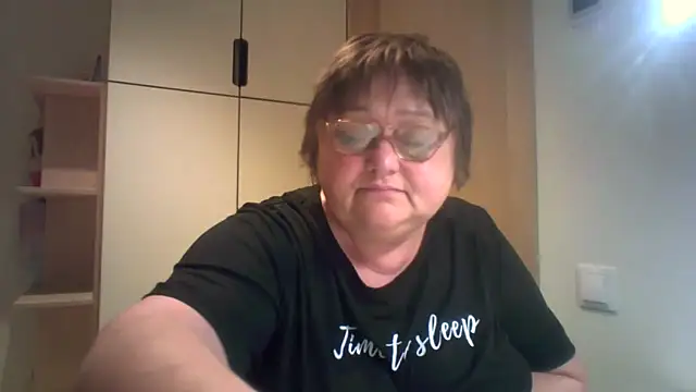 Snapshot of rewa666 chatting on October 12, 2025, 4:47 am rewa666 online show from October 12, 2025, 4:47 am