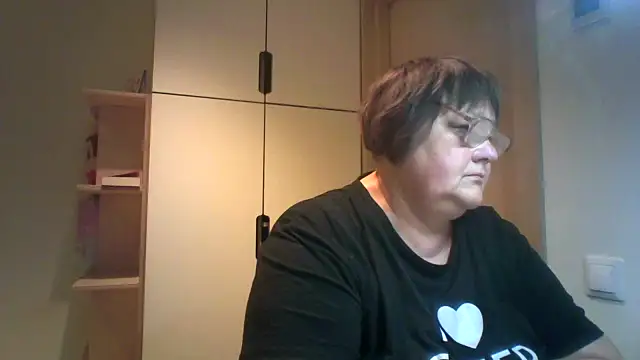 Snapshot of rewa666 chatting on October 7, 2025, 5:19 am rewa666 online show from October 7, 2025, 5:19 am