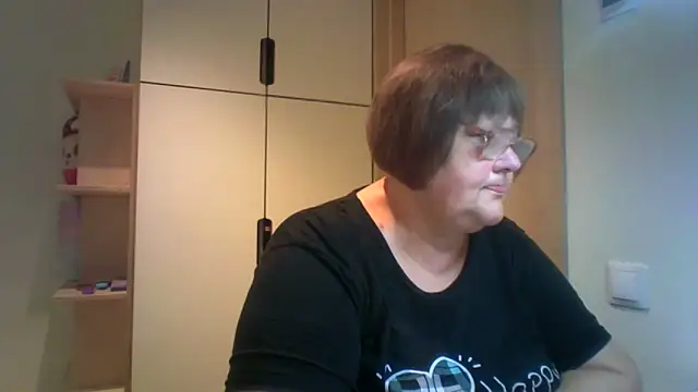 Snapshot of rewa666 chatting on September 22, 2025, 5:57 am rewa666 online show from September 22, 2025, 5:57 am
