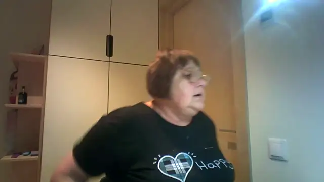 Snapshot of rewa666 chatting on September 25, 2025, 5:19 pm rewa666 online show from September 25, 2025, 5:19 pm