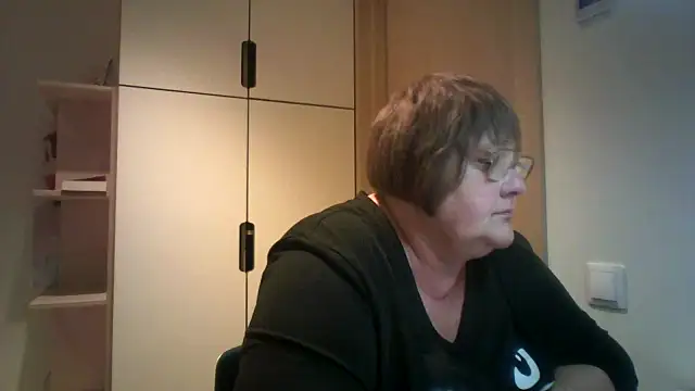 Snapshot of rewa666 chatting on October 8, 2025, 4:29 pm rewa666 online show from October 8, 2025, 4:29 pm