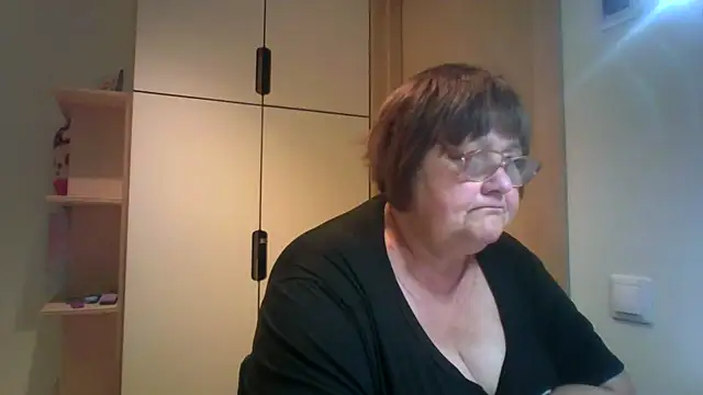 Snapshot of rewa666 chatting on September 21, 2025, 5:12 am rewa666 online show from September 21, 2025, 5:12 am