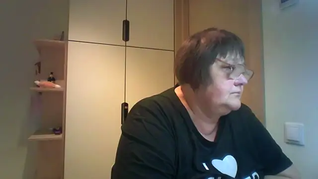 Snapshot of rewa666 chatting on October 4, 2025, 5:31 am rewa666 online show from October 4, 2025, 5:31 am