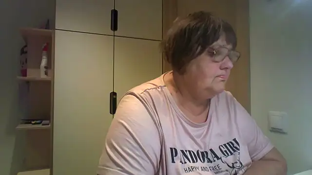 Snapshot of rewa666 chatting on September 9, 2025, 4:22 am rewa666 online show from September 9, 2025, 4:22 am