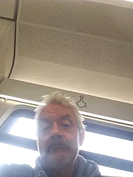 Snapshot of Fonse1860 chatting on September 30, 2025, 8:53 am Fonse1860 online show from September 30, 2025, 8:53 am