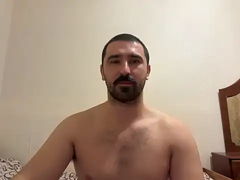 Snapshot of Hard_to_Obey chatting on November 7, 2025, 9:19 pm Hard to Obey online show from November 7, 2025, 9:19 pm