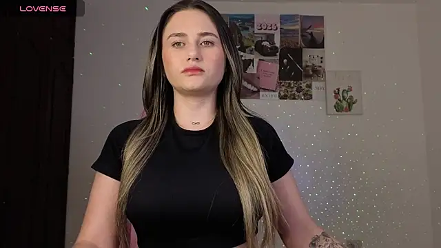 Veronika  Winslow  online show from April 24, 2026, 6:26 am