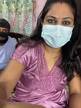 Snapshot of Latha1 chatting on April 6, 2026, 8:48 am Latha1 online show from April 6, 2026, 8:48 am