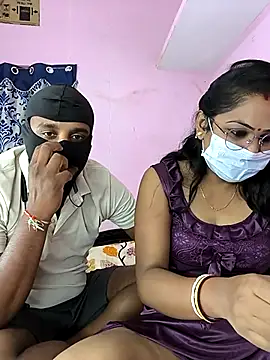 Snapshot of Latha1 chatting on September 17, 2025, 5:48 pm Latha1 online show from September 17, 2025, 5:48 pm