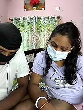 Snapshot of Latha1 chatting on October 10, 2025, 6:36 am Latha1 online show from October 10, 2025, 6:36 am