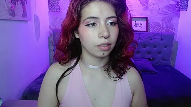 Lily tk online show from September 26, 2025, 3:13 am