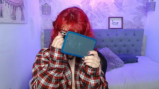 Lily tk online show from October 25, 2025, 3:28 am