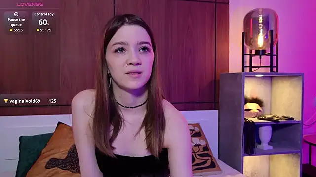 Alison kisss online show from April 2, 2026, 4:57 pm