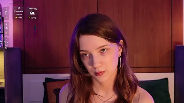 Snapshot of Alison_kisss chatting on May 24, 2026, 5:46 pm Alison kisss online show from May 24, 2026, 5:46 pm