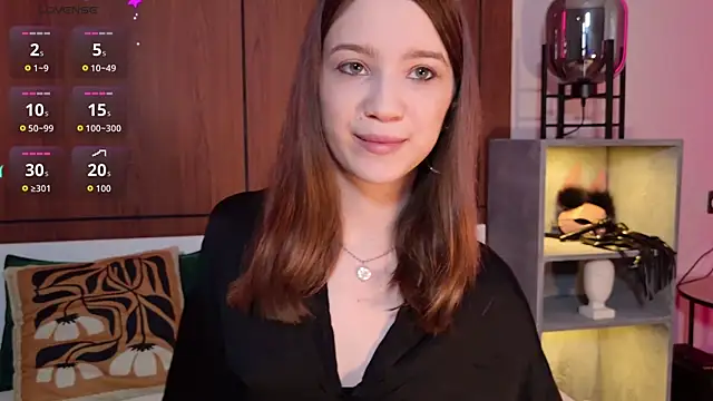 Snapshot of Alison_kisss chatting on May 12, 2026, 5:41 pm Alison kisss online show from May 12, 2026, 5:41 pm