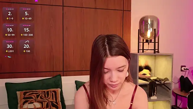 Snapshot of Alison_kisss chatting on April 24, 2026, 11:29 pm Alison kisss online show from April 24, 2026, 11:29 pm