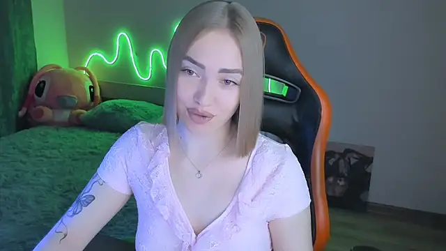 LaraKrein lk online show from January 9, 2026, 9:55 pm