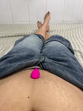 sharon-Hanna online show from March 24, 2026, 1:49 am