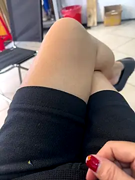 Snapshot of sharon-Hanna chatting on October 25, 2025, 1:27 am sharon-Hanna online show from October 25, 2025, 1:27 am