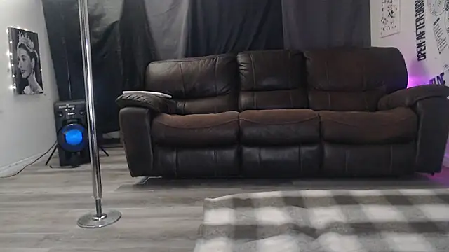 thewildechase online show from December 23, 2025, 2:00 am