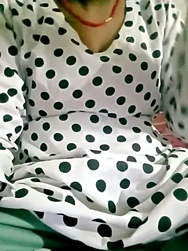 Snapshot of RasiliJodi chatting on December 17, 2025, 9:58 am RasiliJodi online show from December 17, 2025, 9:58 am