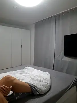 SexyJulia21 online show from September 15, 2025, 5:52 am