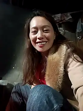 Snapshot of Bianly chatting on November 21, 2025, 10:25 am Bianly online show from November 21, 2025, 10:25 am