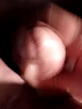 Snapshot of 69dagosto chatting on December 18, 2025, 6:12 pm 69dagosto online show from December 18, 2025, 6:12 pm