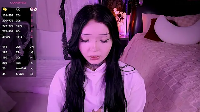 Lein Bone online show from November 17, 2025, 12:36 am