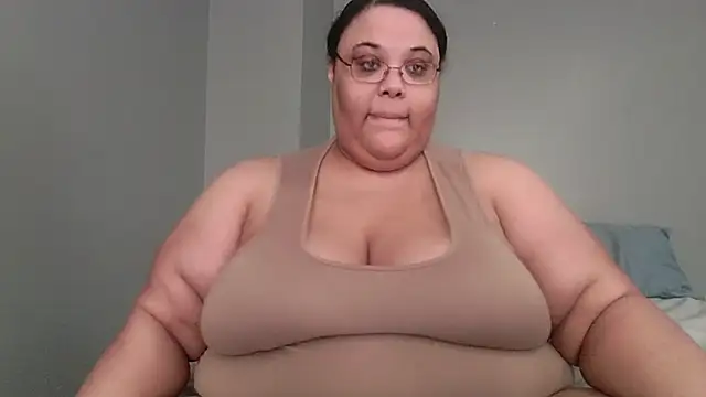SexyBBW10790 online show from May 17, 2026, 2:17 pm