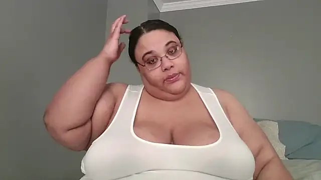 SexyBBW10790 online show from May 16, 2026, 2:05 pm