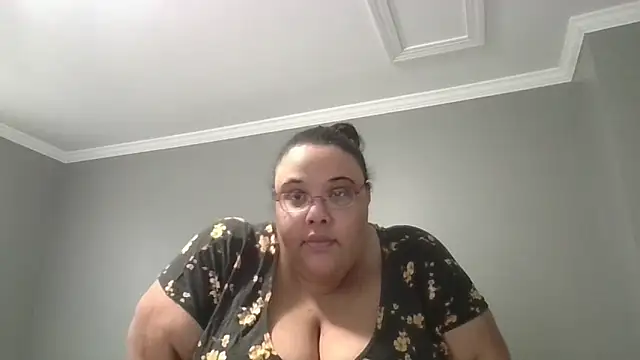 Snapshot of SexyBBW10790 chatting on February 11, 2026, 3:23 pm SexyBBW10790 online show from February 11, 2026, 3:23 pm
