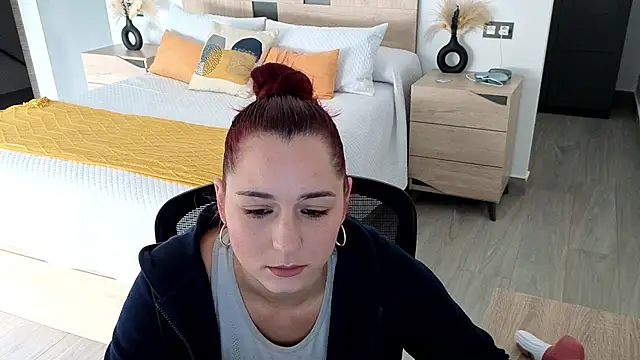 Snapshot of morninglorytv chatting on May 12, 2026, 8:10 am morninglorytv online show from May 12, 2026, 8:10 am